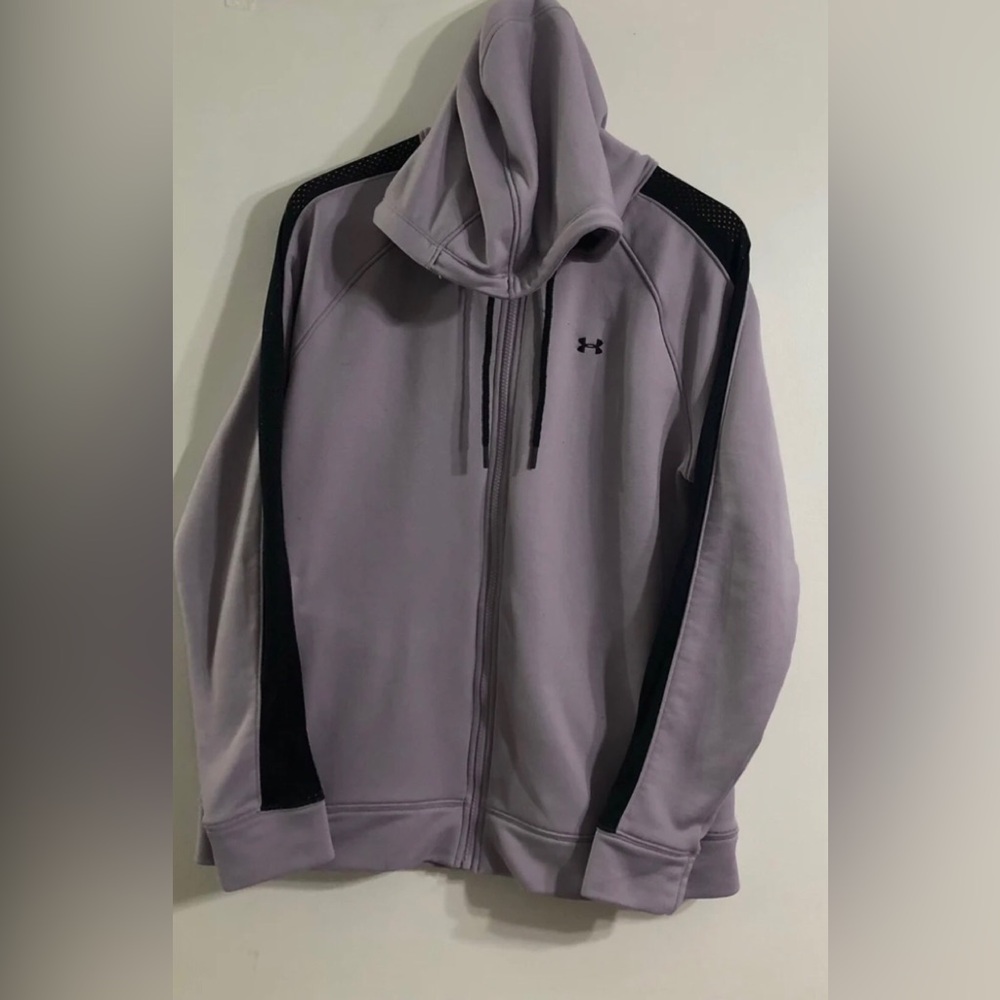 Under Armour hoodie zip up two side pockets long sleeves purple.XL